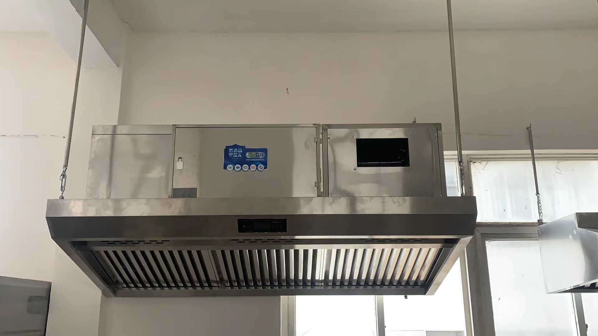 油煙凈化一體機是否適合所有的廚房環(huán)境？